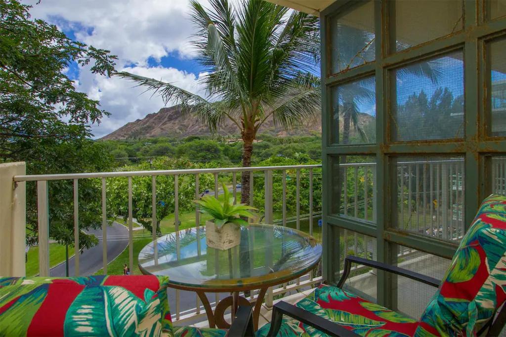 Diamond Head Beach Hotel Honolulu Exterior foto